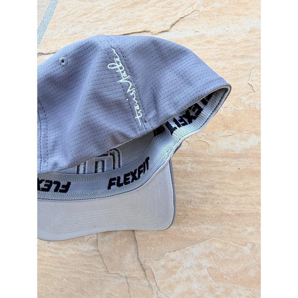 GRAY TRAVIS MATTHEW FLEX FITTED GOLF Hat Cap Adjustable L XL - Picture 3 of 3